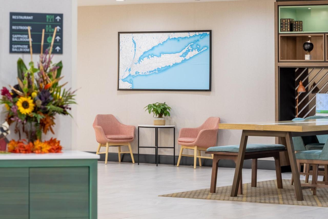 Holiday Inn - Long Island - Islip Arpt East By Ihg Holtsville Exterior photo