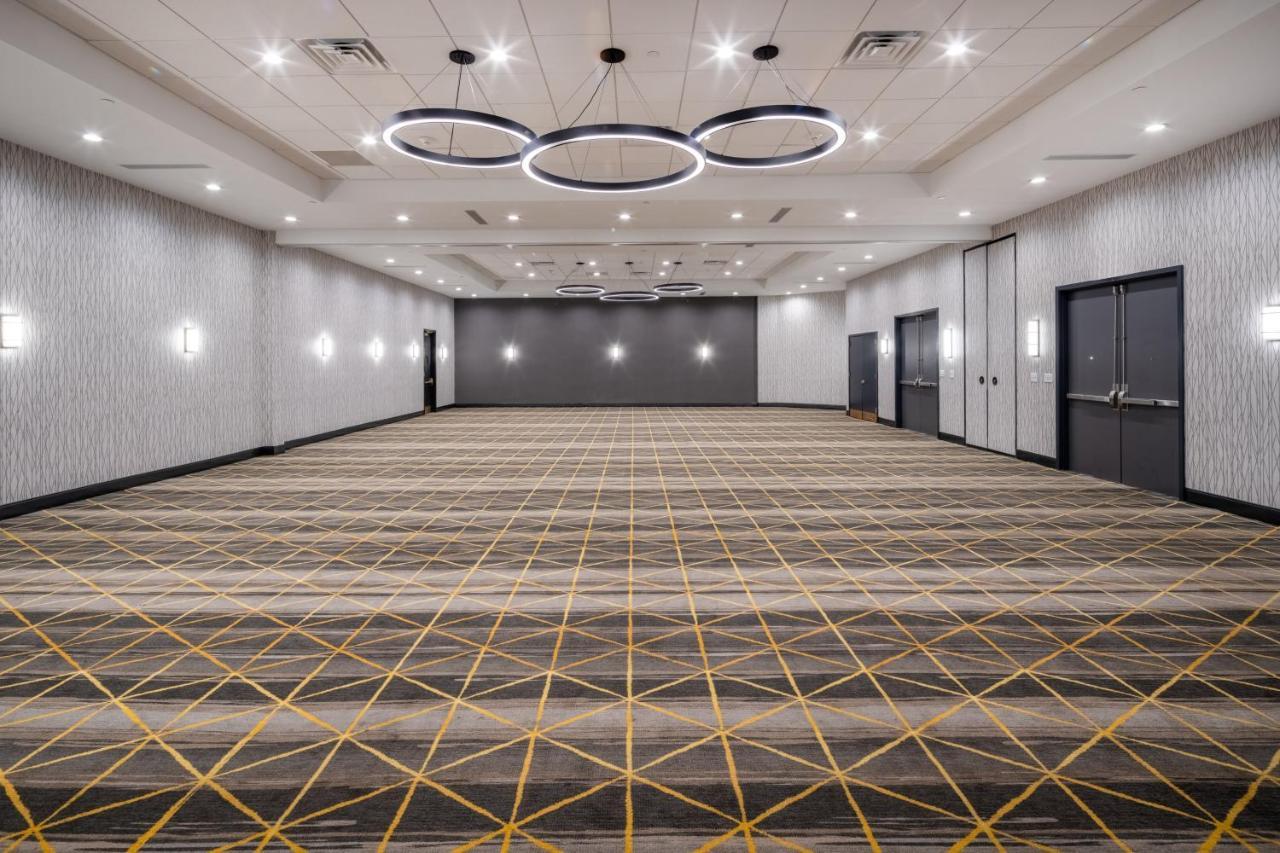 Holiday Inn - Long Island - Islip Arpt East By Ihg Holtsville Exterior photo