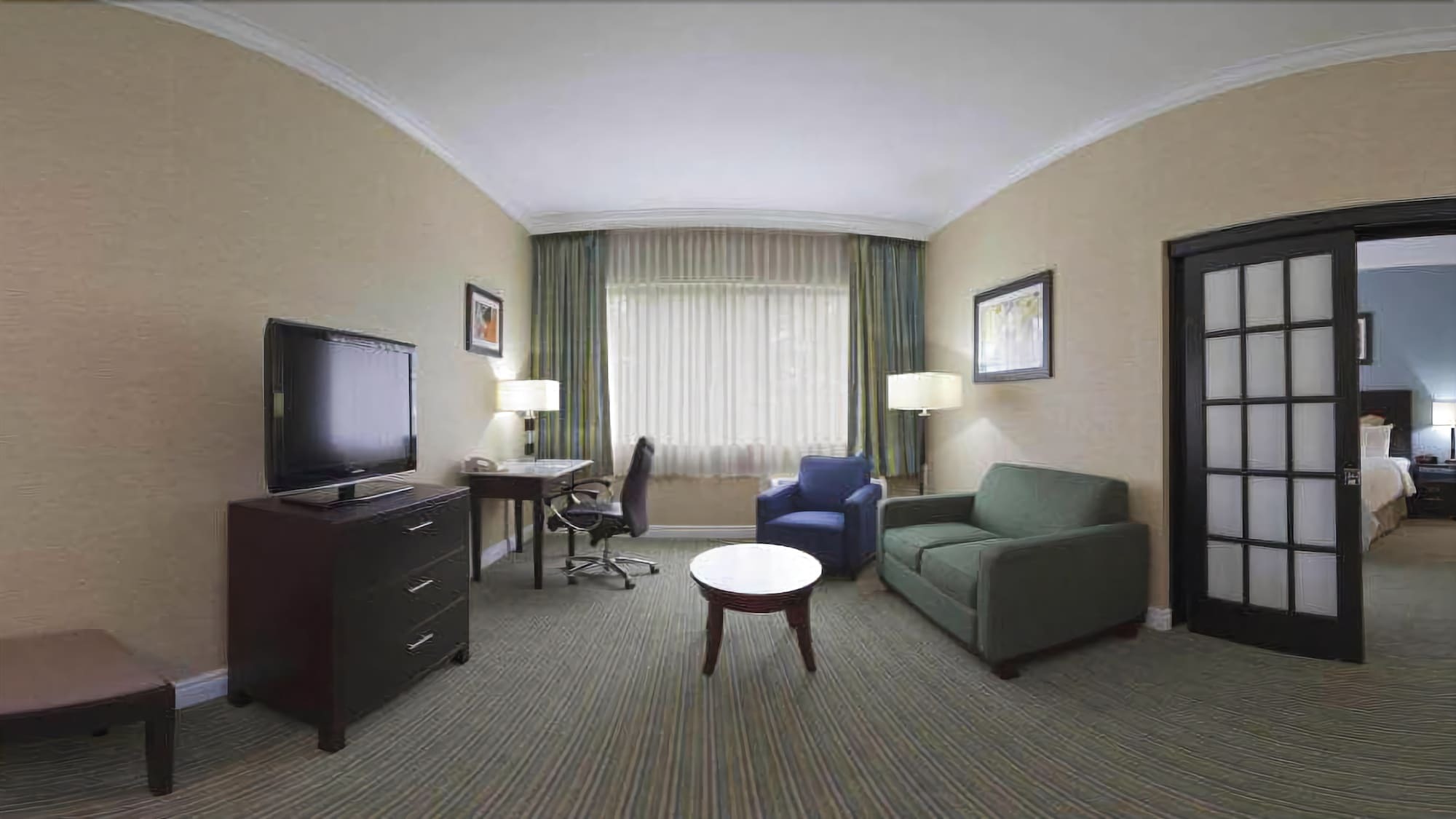 Holiday Inn - Long Island - Islip Arpt East By Ihg Holtsville Exterior photo